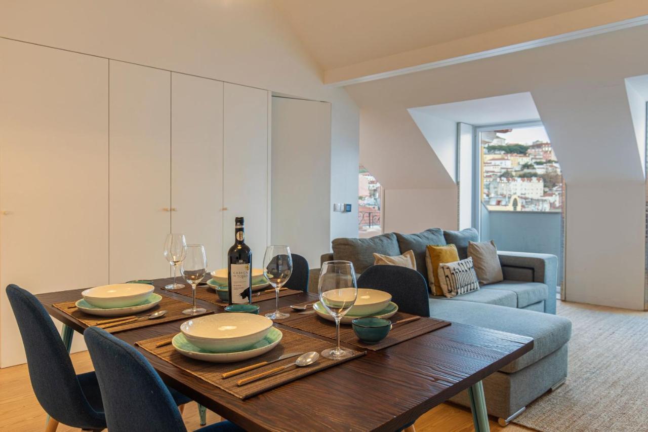 Lovelystay - With Castle View * Lisbon