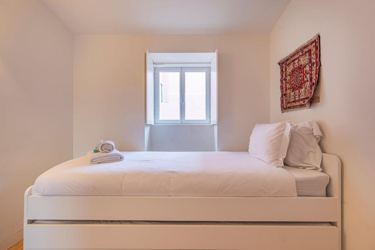 Lovelystay - With Castle View Apartment Lisbon